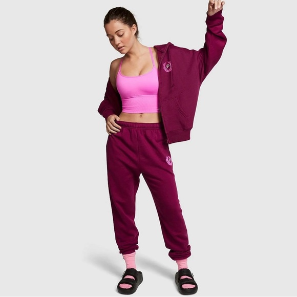 VICTORIA’S SECRET PINK 2 PIECE PANTS SET.